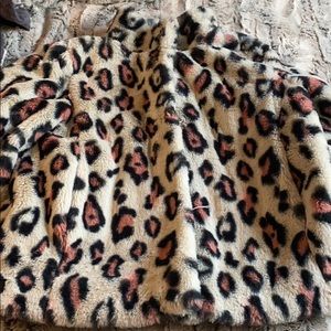 Abound Cream Cheetah Coat
